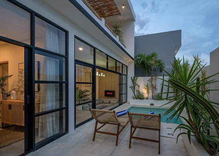 Hubert - Sophisticated 2br With Pool And Prime Location Villa Canggu (Bali)