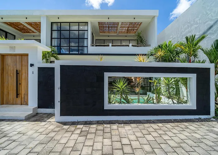 Hubert - Sophisticated 2br With Pool And Prime Location Canggu (Bali)