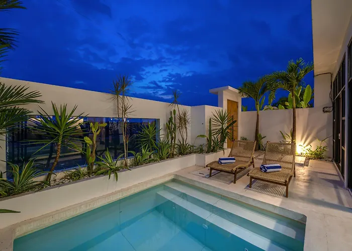 Hubert - Sophisticated 2br With Pool And Prime Location Villa *